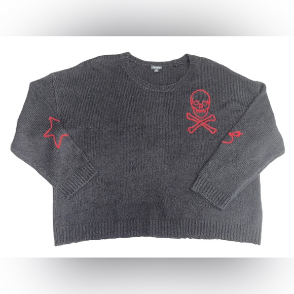 Torrid Black Sweater with Skulls, Hearts and Stars Size 3 - Picture 3 of 10